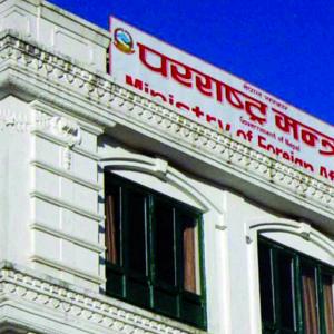 आतंकवादविरुद्धको लडाइँमा नेपाल साथमा 