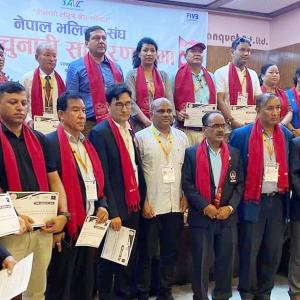 नेपाल भलिबल संघको उपाध्यक्षमा झापाका मदन खड्का निर्बिरोध 