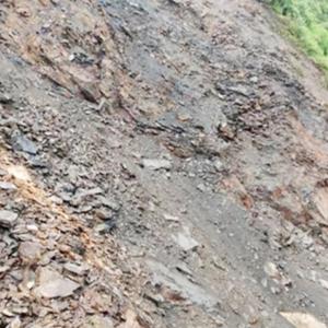 पहिरोमा परी १० को मृत्यु, एक जना बेपत्ता पहिरोमा परी १० को मृत्यु, एक जना बेपत्ता