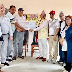 साहित्य चौतारीले दियो शनिश्चरे बहुमुखी क्याम्पसलाई रु.५१,१५०