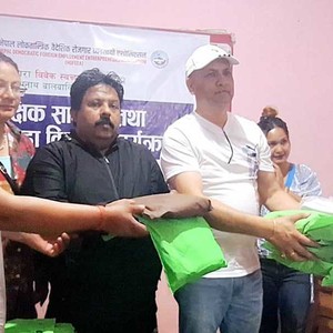  बालगृहलाई ५ लाखको शैक्षिक सामाग्री सहयोग