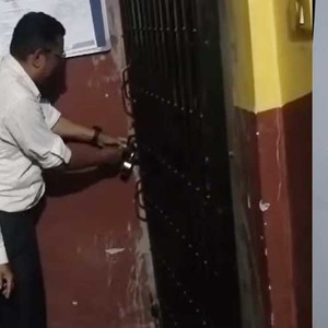 सहकारी संघको निर्वाचन समितिको कार्यालयमा तालाबन्दी 