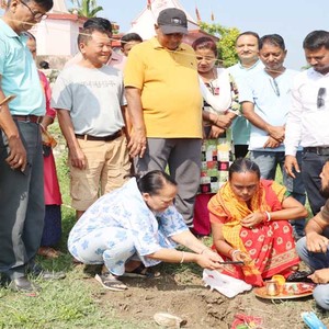 अदुवा खोलामा तटबन्धन गरिने  