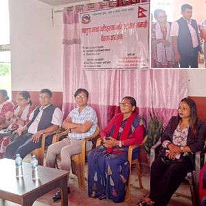 हल्दीबारीमा अपाङ्गता भएकालाई सहायक सामग्री वितरण 
