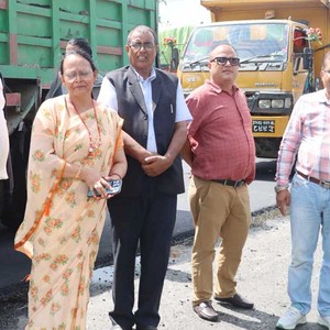 बिर्तामोडका तीन मुख्य सडक धमाधम कालोपत्रे हुँदै 