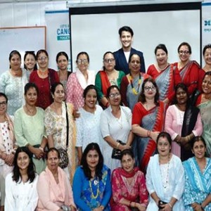  पूर्वाञ्चल क्यान्सर अस्पताल  र बिएण्डसीद्धारा स्तन क्यान्सरबारे सचेतना कार्यक्रम 