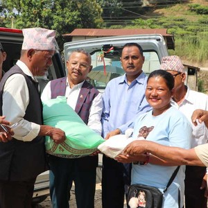 माइ नगरपालिकाका बाढी पिडित सदस्यलाई सिम्रिक साकोसको राहत 