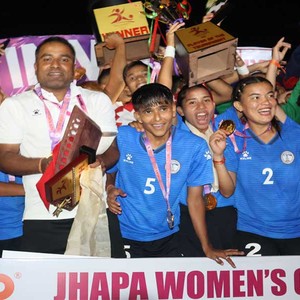 नेपाल पुलिस क्लबको हातमा झापा महिला गोल्डकपको उपाधि