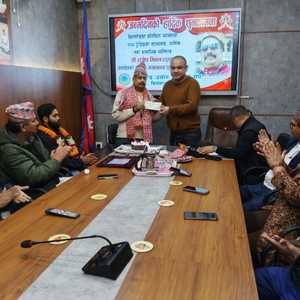 बिर्तामोड उद्योग वाणिज्य संघको व्यवसायी सदस्य राहत कोषमा थप सहयोग, दातालाई सम्मान