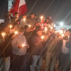 कांग्रेस उपसभापति शर्माको गृहनगर धुलाबारीमा दीपप्रज्वलन, खुशी साटासाट 