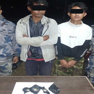 ब्राउन सुगरसहित रातेखालका २ जना पक्राउ 