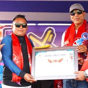 खेल पत्रकार राईलाई झापा गोल्डकपको सम्मान