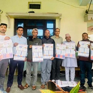 एकता र उत्साह थप्न झापाली समाज कतारद्वारा भित्ते पात्रो प्रकानशनसँगै वितरण 