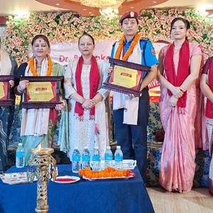 पियङ्का क्लिनिकको तेस्रो बार्षिकोत्सबमा झापाकी एसपी खड्कासहित तीन जना उत्कृष्ट महिला सम्मानीत 