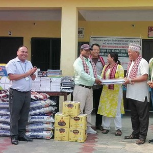 कोशी प्रदेशको सहयोग अनुदानमा बालगृहलाई विभिन्न सामग्री हस्तान्तरण