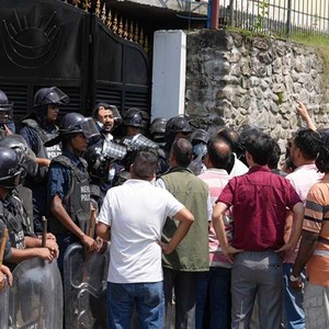 साउदीमा सिन्डिकेट गरेको भन्दै म्यानपावर व्यवसायी आक्रोशित साउदीमा सिन्डिकेट गरेको भन्दै म्यानपावर व्यवसायी आक्रोशित