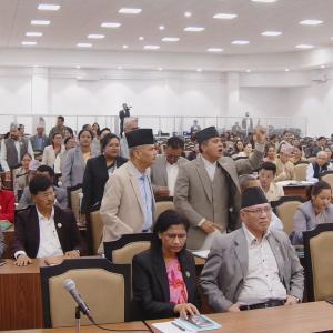 सदनमा सरकारमाथि विपक्षीको चौतर्फी प्रहार : सीमा विवाददेखि जनजीविकासम्म प्रश्नै–प्रश्न सदनमा सरकारमाथि विपक्षीको चौतर्फी प्रहार : सीमा विवाददेखि जनजीविकासम्म प्रश्नै–प्रश्न