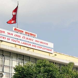 २५ म्यानपावर कम्पनीका सञ्चालकसँग श्रम मन्त्रालयले छलफल गर्ने