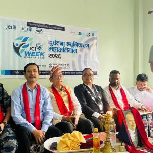 ट्राफिक दुर्घटना न्यूनीकरणका लागि वीरता जेसिजको महाअभियान शुभारम्भ ट्राफिक दुर्घटना न्यूनीकरणका लागि वीरता जेसिजको महाअभियान शुभारम्भ