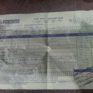 बाढीपिडीतलाई इन्द्रेणी महिला समाज झापाको आर्थिक सहयोग 