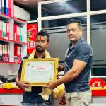 पूर्वेली ढुवानी सेवा प्रा.लि द्वारा असोज महिनाको ‘चालक अफ द मन्थ’ प्रदान
